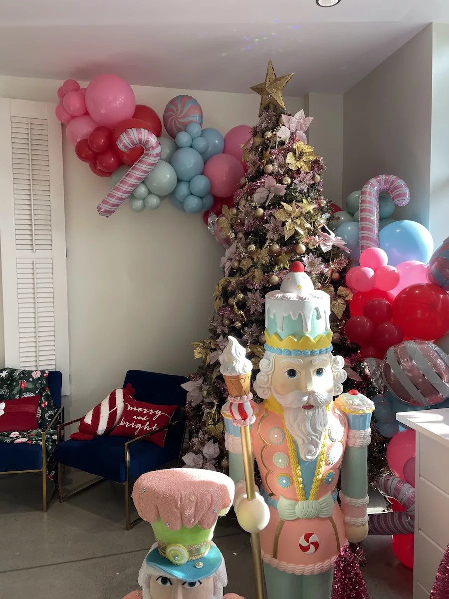 Nutcracker, Christmas Tree, and balloon decorations at Tiphanies in Downtown Davenport 