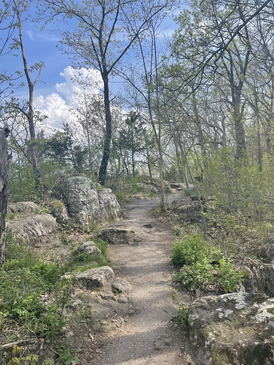 Image of gravel trail in Devil's Lake State Park - Ice Age Trail 