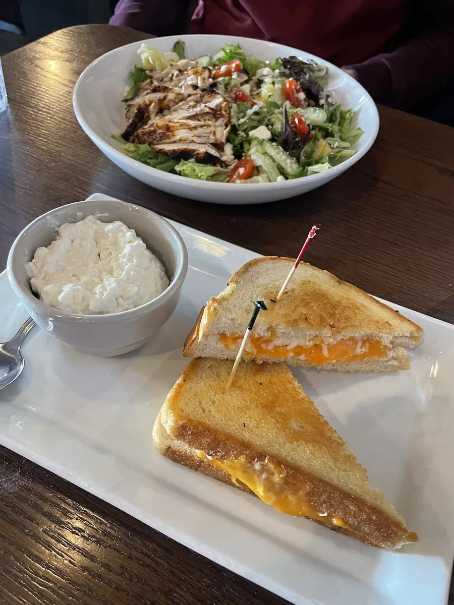 Grilled cheese sandwich and salad at Front Street Pub and Grill