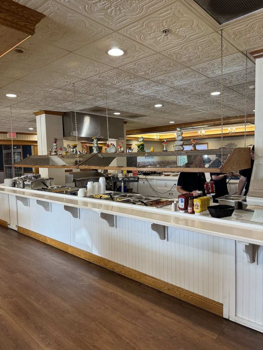 Image of a complimentary breakfast bar at the blue gate garden inn in Shipshewana Indiana