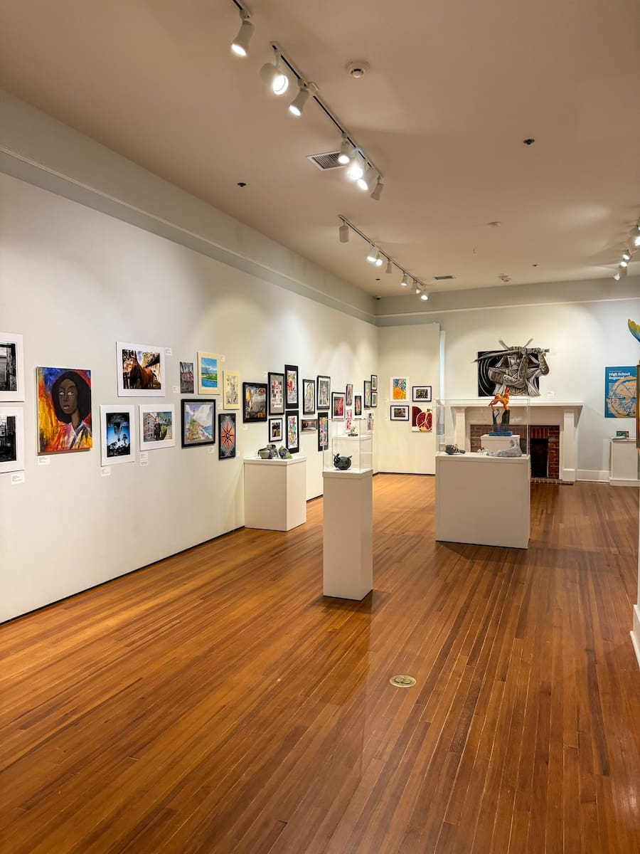 Image of gallery with photographs and paintings at the Coastal Discovery Museum in Hilton Head Island