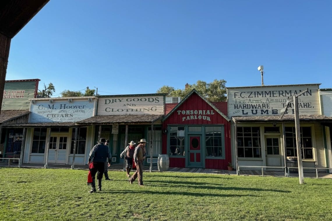 Wild West Weekend in Kansas - Image of a historic show at the Boot Hill Museum in Dodge City